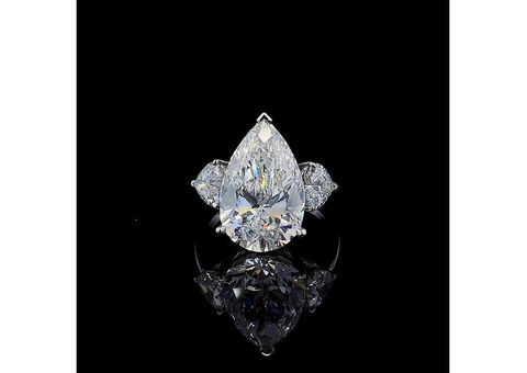 Promise Rings with a Touch of Elegance