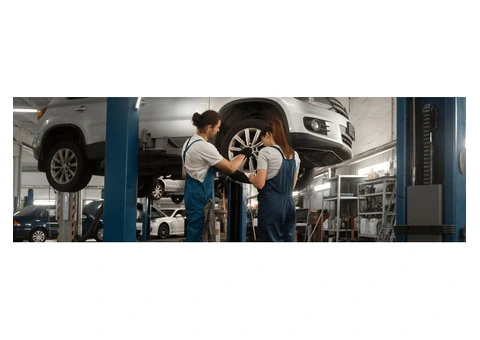 Stay Risk-Free on the Road with Our Car Brake Services