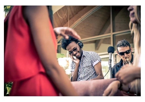 Choose Entertaining Event DJs With Melbourne DJ Hire