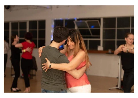 Salsa & Latin Dance Lessons at QuickSteps - 4/5