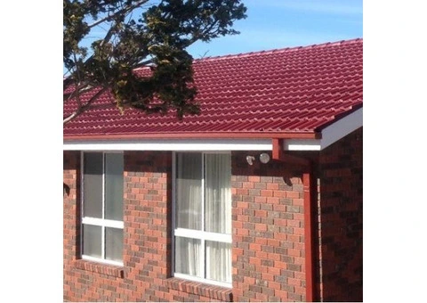 Reliable Roofing or Guttering Service - 3/4