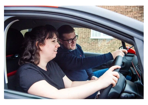 Advanced Driving Lessons near Frankston North from The Best Instructors