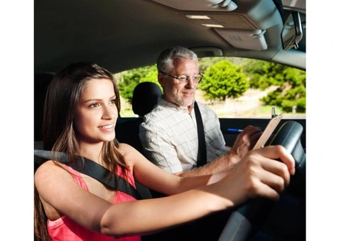 Learn the Driving Art from Professional Driving Instructors in Carlton North
