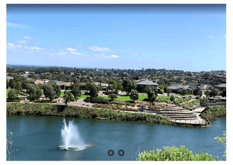 Chauffeured Services Melbourne - Luxury Chauffeur Cars Melbourne - 3/7