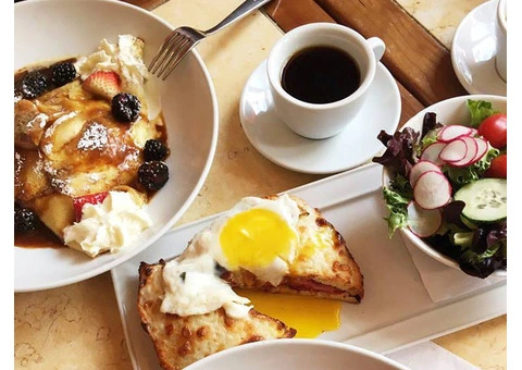 Best Happy Hours Cafe for Family Breakfast Bay Street Brighton