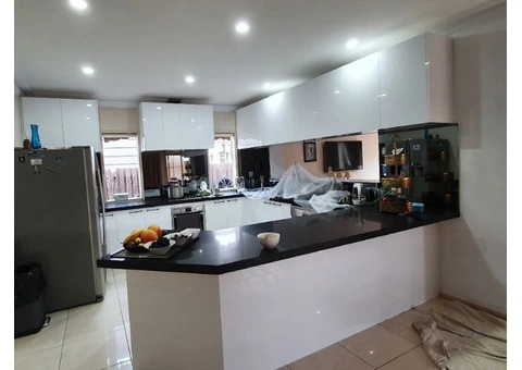 Painter Frankston - 12/15