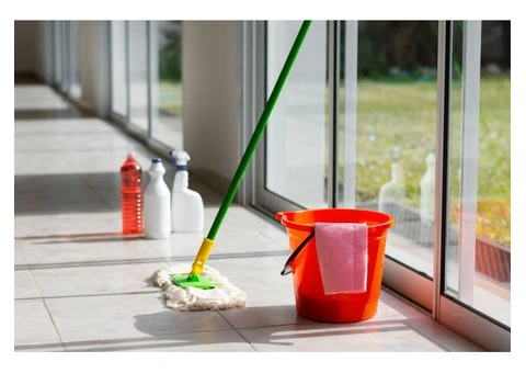 Spotless Results: Professional Commercial Cleaning Services! - 1/3