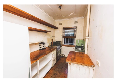 Laundry Renovations Before and After || 0412 191 592