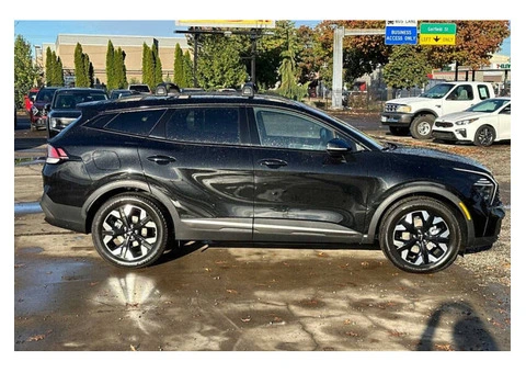 hello, i have for sale a kia Sportage plug-in-hybrid - 4/5