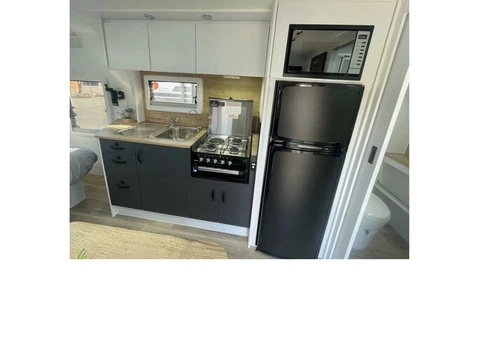 2024 Nova Bravo 196.1CZ: Adventure Awaits | BeachesRVs - 6/6