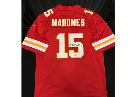 NFL JERSEY PATRICK MAHOMES #15 Red Kansas City Chiefs Hand Signed BAS COA