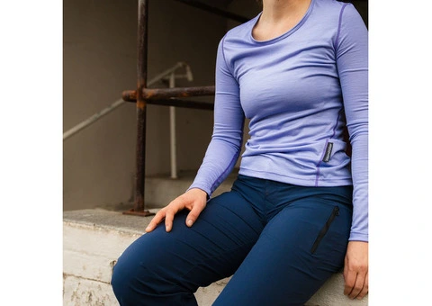 Wilderness Wear Merino Thermals—The Ultimate Base Layer for Every Outdoor Adventure! - 2/3