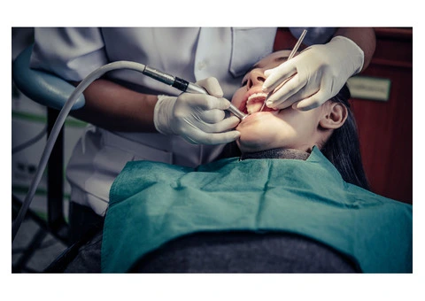 Best Teeth Cleaning Services in Warwick, Australia