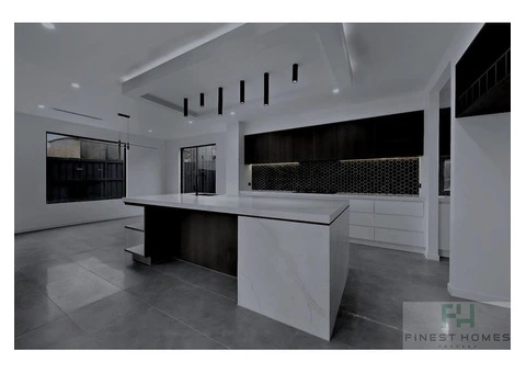 Builders in Melbourne - 6/11