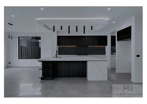 Builders in Melbourne - 10/11