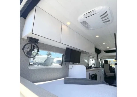 2024 Series 9 BeachClub: The Ultimate BeachesRVs FA-BC White Motorhome - 3/4