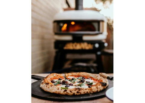 Adelaide's Premier Mobile Wood-Fired Pizza Oven