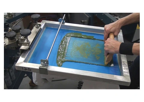 Use Stunning Window Decals to Advertise