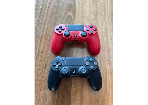 Black PS4 Slim Console 500 GB - 2 Controllers, Special Charger +5 Games - 4/6