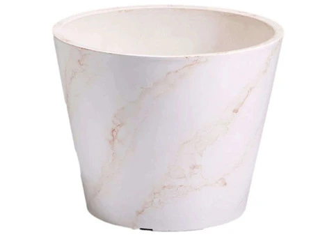 Durable and Lightweight Pots for Outdoor Use