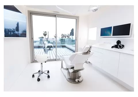 Bone Grafting in Warwick – Enhance Your Smile’s Foundation