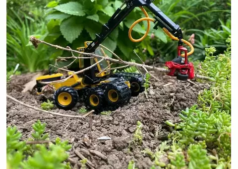 caterpiller trucks (baby toys) - 8/8