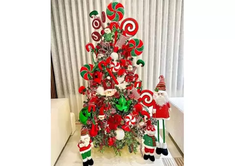 Christmas Trees - 4/10