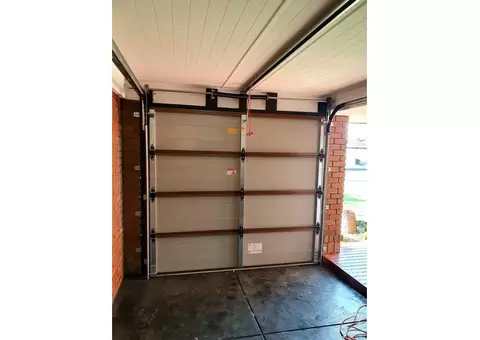 Sentry Garage Doors - Garage Door Repairs Tarneit - 3/5