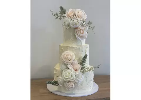 *3 tier- Eternity – Lushcups Designer Cupcakes