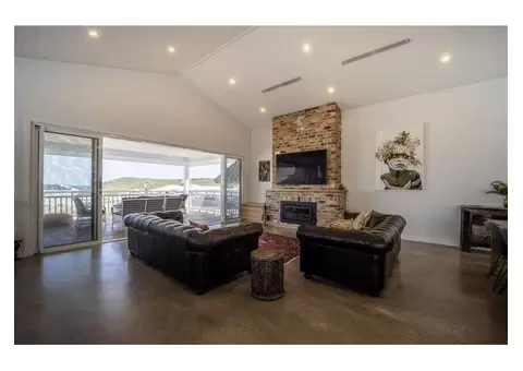 Tech Air Solutions and Electrical - Air Conditioning Services - 5/8