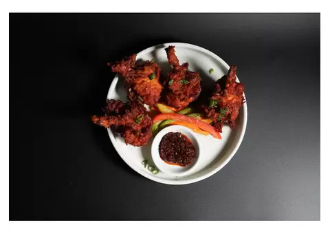 All-You-Can-Eat Christmas Lunch Buffet at Calamari Kitchen & Bar - 6/7