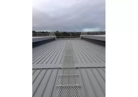 RIS Safety: Durable Aluminium Handrails for Secure and Stylish Solutions