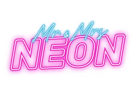 Mr & Mrs Neon - 2/2