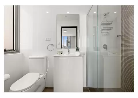 LUXURY SHORT-TERM STAY IN THE HEART OF KARRATHA - 2/6