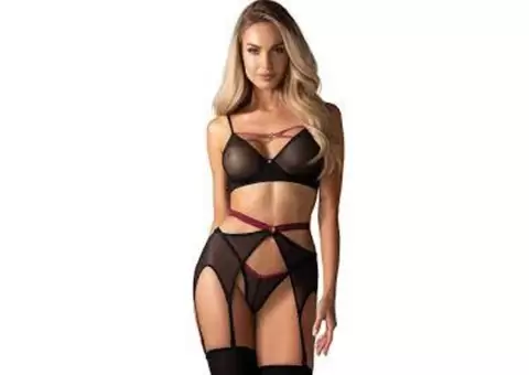 Stylish Black Lingerie – Timeless and Flattering