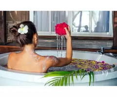 Luxurious Aromatherapy Balinese Bath with Spa in Newcastle