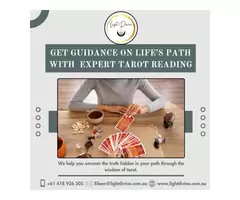 Get Guidance on Life’s Path With  Expert Tarot Reading