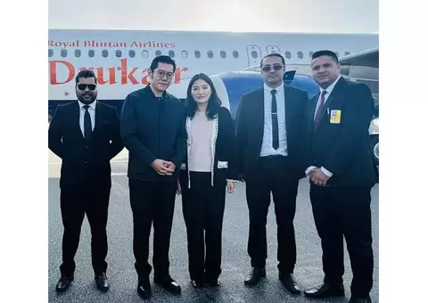 Make your bridal occasion memorable by booking spacious wedding cars in Perth