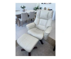 Expert Leather Cleaners in Sunshine Coast – Restore Your Leather with De Vere