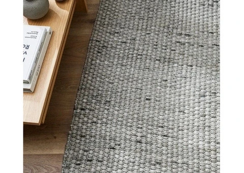 Luxurious Pelorus Grey Floor Rug – Style & Comfort Combined