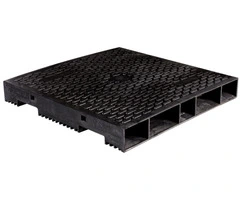 Long-lasting Loscam Plastic Pallets for Safe & Efficient Storage