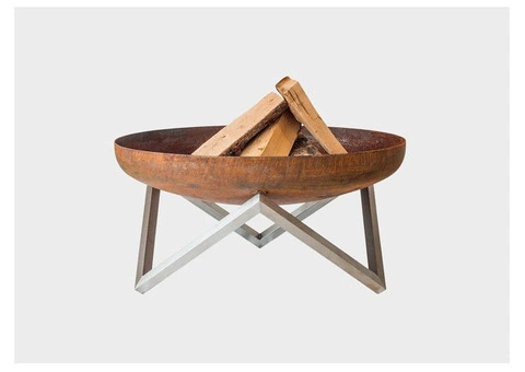 Experience Elegance with the ALFRED RIESS Darvaza Steel Fire Pit