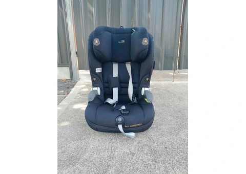 Britax SafeN Sound Car Seat - 1/5