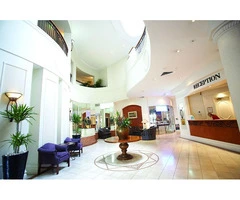 Luxury Resort in Broadbeach – Phoenician Resort