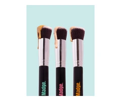 Madge Primer Brush – Achieve a Smooth Base with Clear Primer Makeup