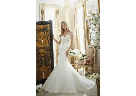 Stunning Sale Wedding Dresses to Make You a Star