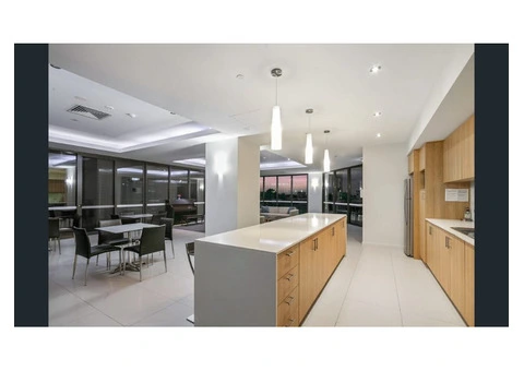 Spacious Apartment 181 Adelaide Terrace, East Perth - 29/30