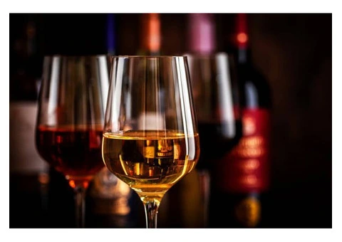 Buy Your Uniquely Customised glassware | Personalised Glasses