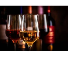 Buy Your Uniquely Customised glassware | Personalised Glasses