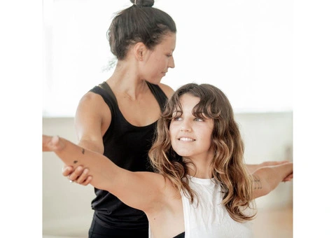 Transform Your Life with Yoga at Modern Movement